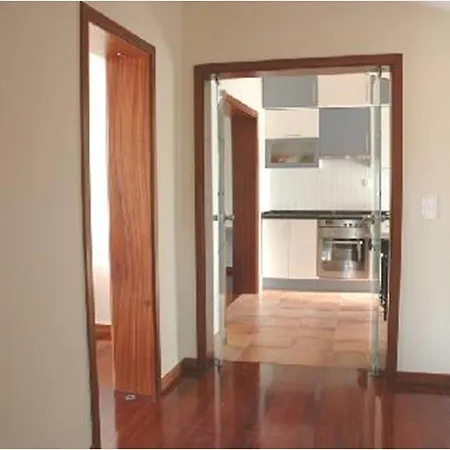 Апартаменты Portuguese Living Barroca Terrace Лиссабон